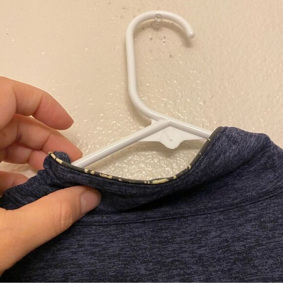 Saucony Men's Triumph 3D 1/2 Zip fleece lined running top jacket pullover blue S - Picture 9 of 12